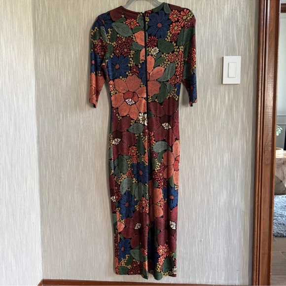 FARM Rio Colorful Floral Midi Dress - Picture 8 of 9